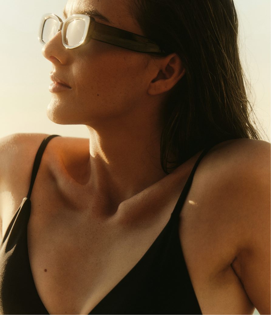 person, shoulder, face, head, neck, adult, female, woman, accessories, glasses